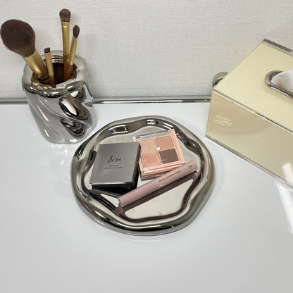 【予約注文：到着目安 3～4週間】シルバーラウンドトレイ TRA-0002