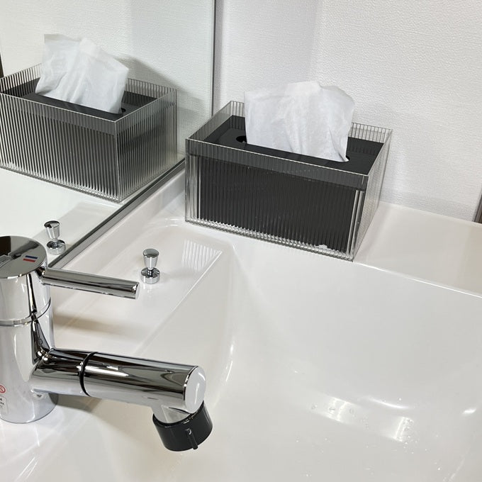 アクリルティッシュケース TIS-0004